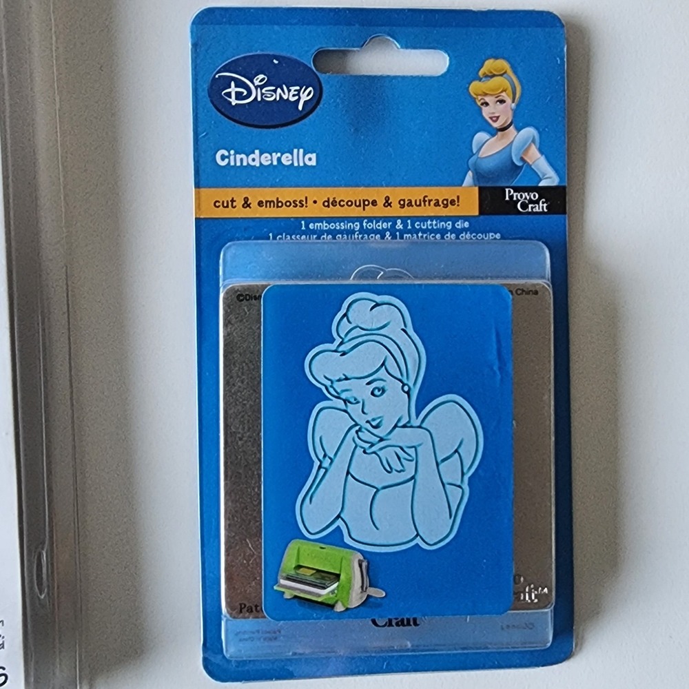 Sizzix Embossing Folders Cuttlebug Disney Cut Emboss Dies Lot Shells Disney Cake - Picture 5 of 12